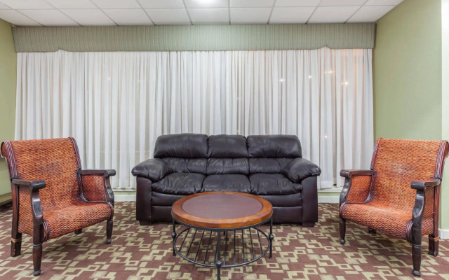 Simple Rewards Inn