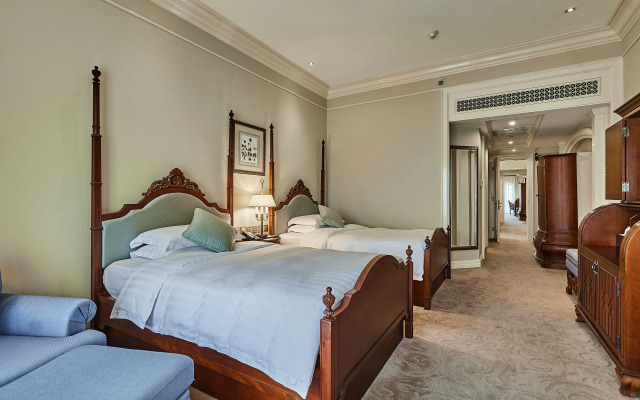 Rocks Hotel