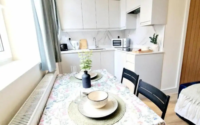 Crendon House Boutique Hotel