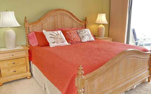 Magical Beachfront Condo With Pool and Ocean Views