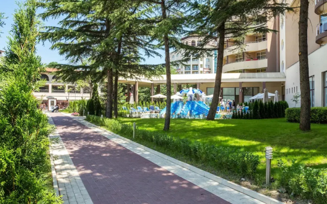 Hotel Laguna Park & Aqua Club