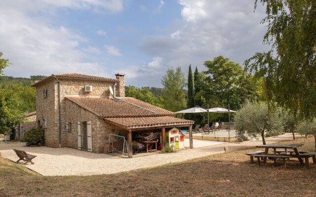 Lively Villa in Les Salelles With Private Swimmiing Pool