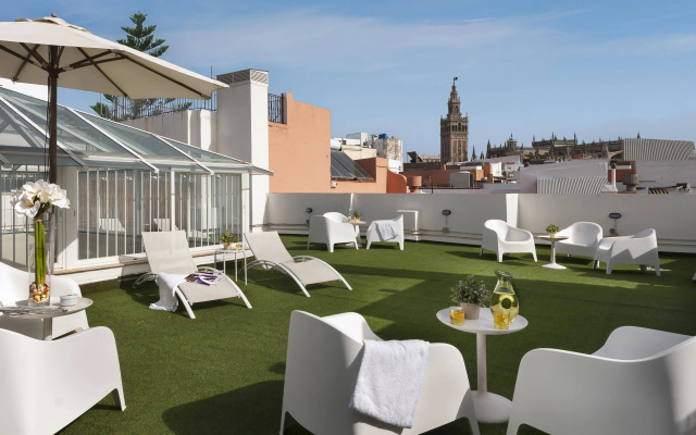 Suites Sevilla Plaza Apartamentos