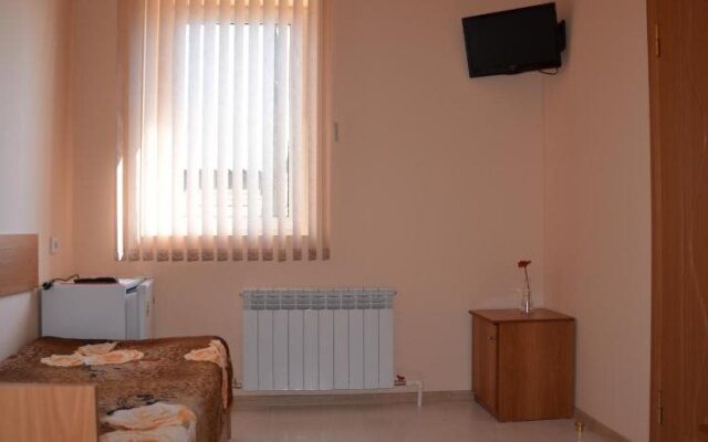 Hotel Senoval