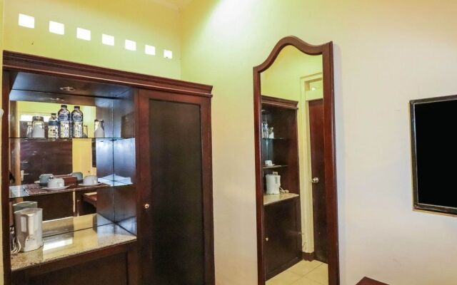 Puri Indah Inn