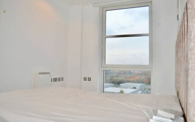 Well-located 1 Bedroom Apartment in Manchester's Media City
