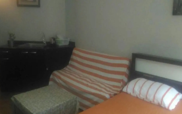 "asia Don Mueang Bangkok Condominium B&b"