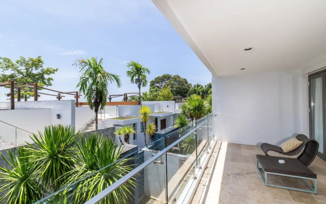 Phuket Moonlit Bay Seaview Resort&Spa