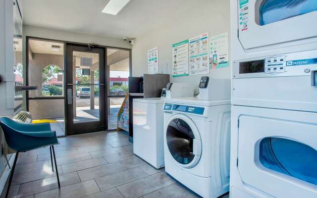 Motel 6 Kingman, AZ - Route 66 East