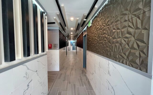 Quintessence ApartHotel