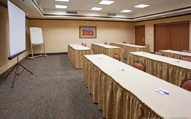 Holiday Inn Express & Suites Tooele by IHG