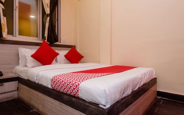 Hotel Paras By OYO Rooms