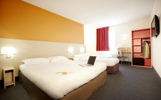 Première Classe Istres