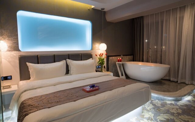 U Hotels