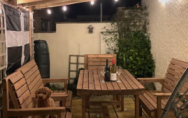 Bescot House, Bramble Hill, Bude, 4 bed det House