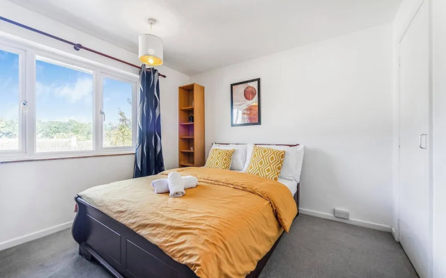 Stylish & Bright 3BR in Headington, Oxford Area