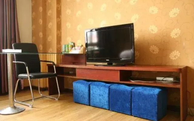 Pingdu Nijia Business Hotel