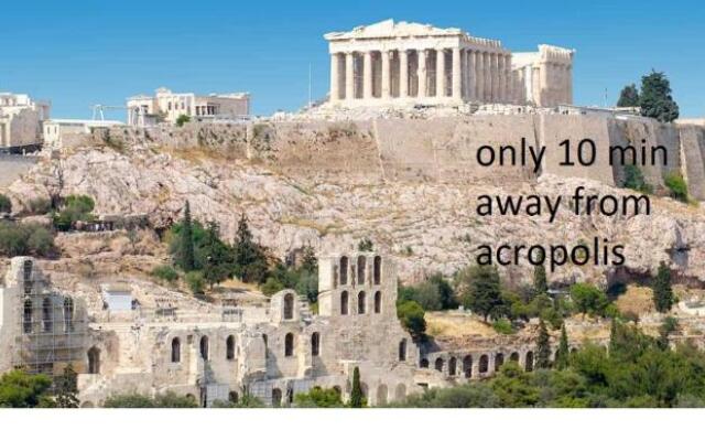 Theo app 2 seperate bdrms 1'subway 10'acropolis