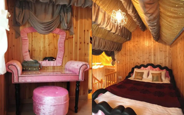 White Village Pension