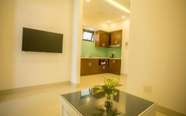 R  R Apartments