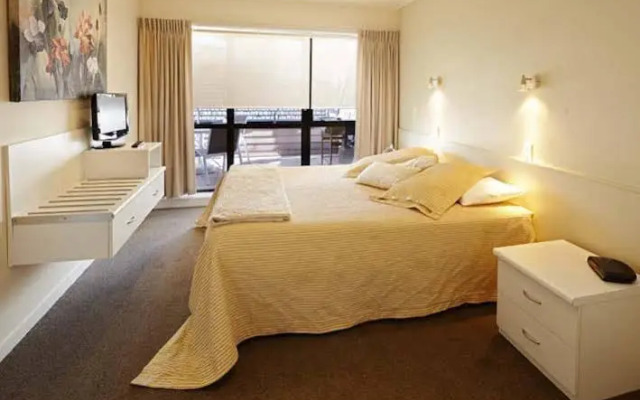 Pioneer Waterfront Apartments