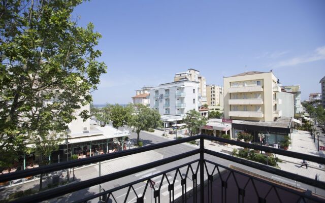 Hotel Desiree