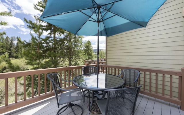 Willows Way 106 3 Bedroom Townhouse by RedAwning