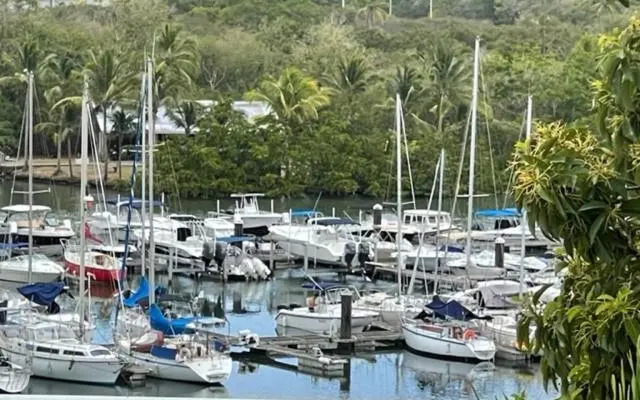 Luxueux T3 à la marina du Gosier