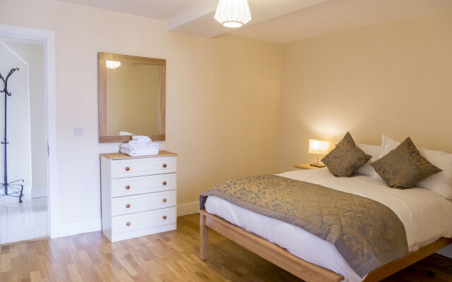 Pearse Street Suites