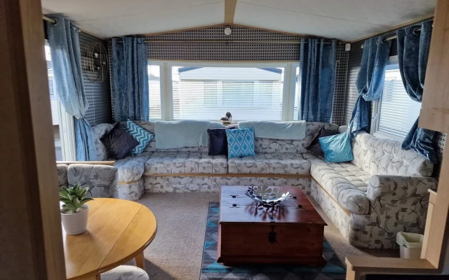 Inviting 3-bed Caravan in Porthcawl