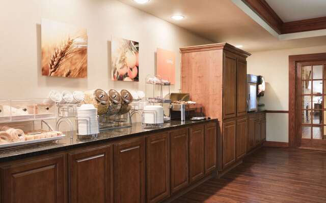 Comfort Suites Milwaukee Airport