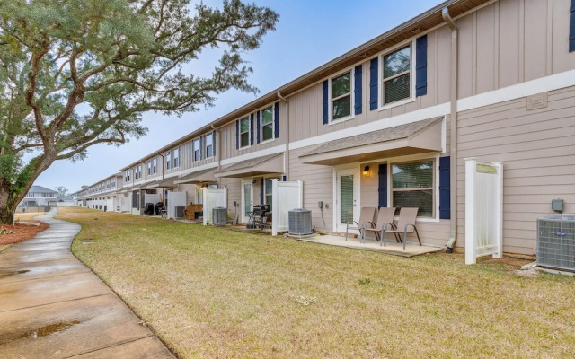 Pensacola Vacation Rental w/ Community Pool!
