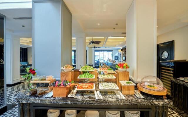 D’Melin Hotel & Restaurant