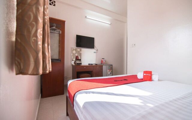 RedDoorz @ Pham Ngu Lao Street