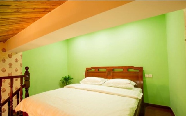 Wuzhen Shibajian Theme Inn