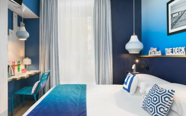 The Deck Hotel by HappyCulture