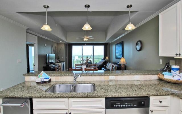 The Wharf 902 by Youngs Suncoast