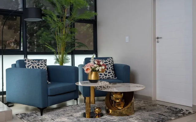 Lux Leisure Apartment Hotel Sandton