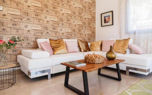 VILLA WINE EXPERIENCE Salou Center - SPA & Wine