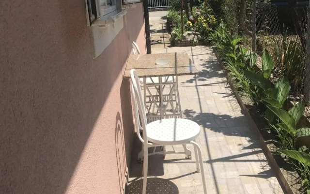 Studio Umag 7126a