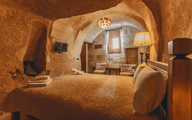 Zula Cave House