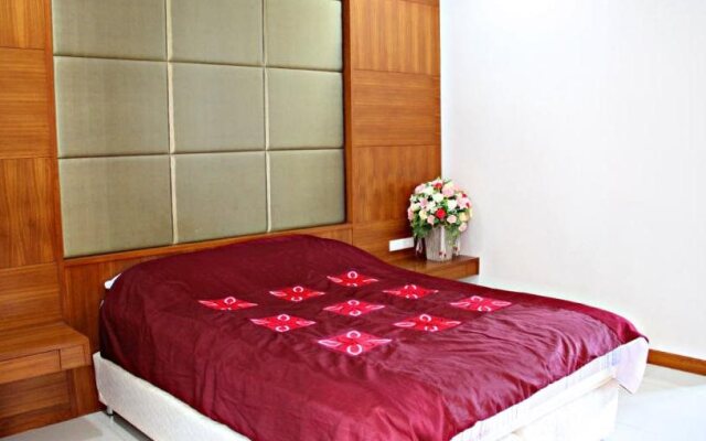 BaanNakaow Guesthouse