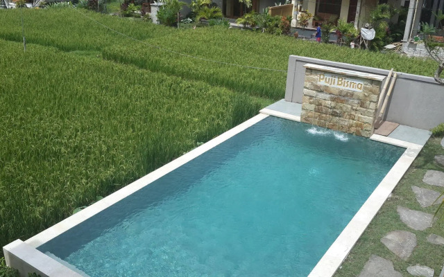 Puji Bungalow & Hostel