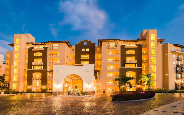 Villa del Arco Residences