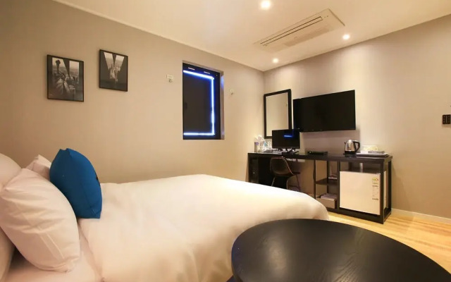 K-Lev Hotel in Uijeongbu