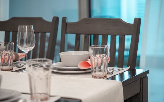 Apartment With Views In Business Bay Area