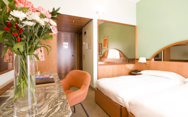 Hotel Carrobbio