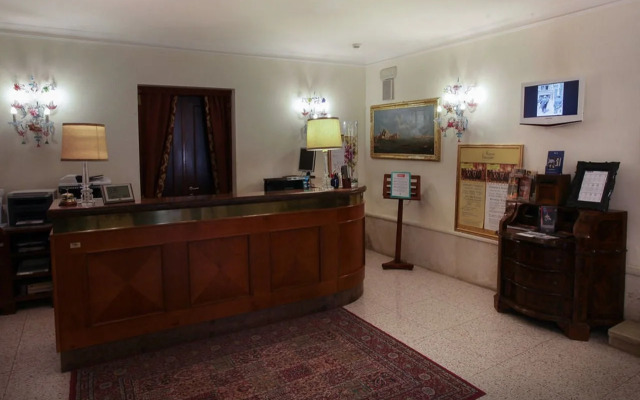 Venice Roulette Hotel 4*