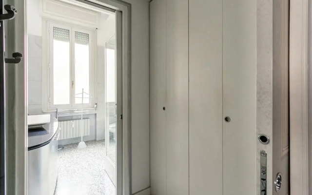 Elegant Apartment Near Duomo