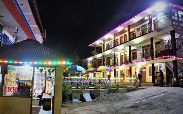 Hotel Chetna & Cottages
